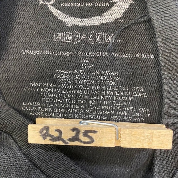 Demon Slayer Anime Graphic Tee Thrifted Vintage Style Size S - Picture 10 of 10